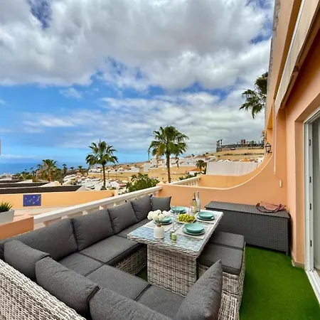 Costa Adeje Ocean View Apartment With Sunny Terrace Appartamento